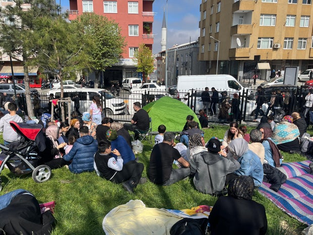 Panic in Istanbul after 6.2 magnitude earthquake 