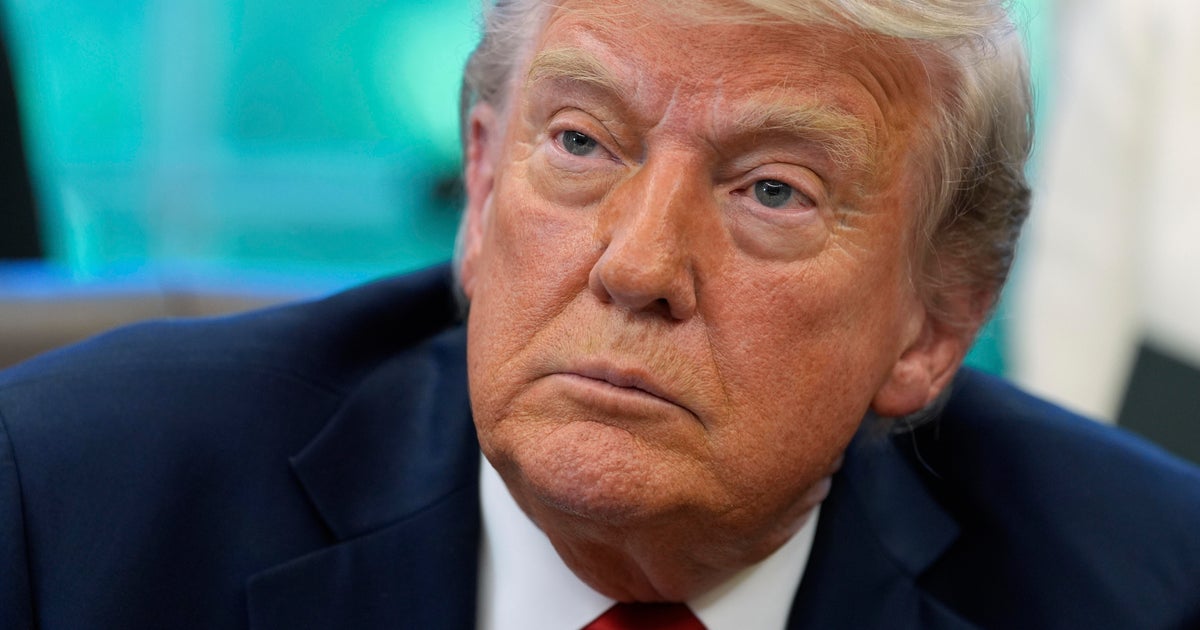 Trump, Kiev'e Rus grevleriyle “mutlu olmadığını” söylüyor, Putin'e şöyle diyor: “Vladimir, dur!”