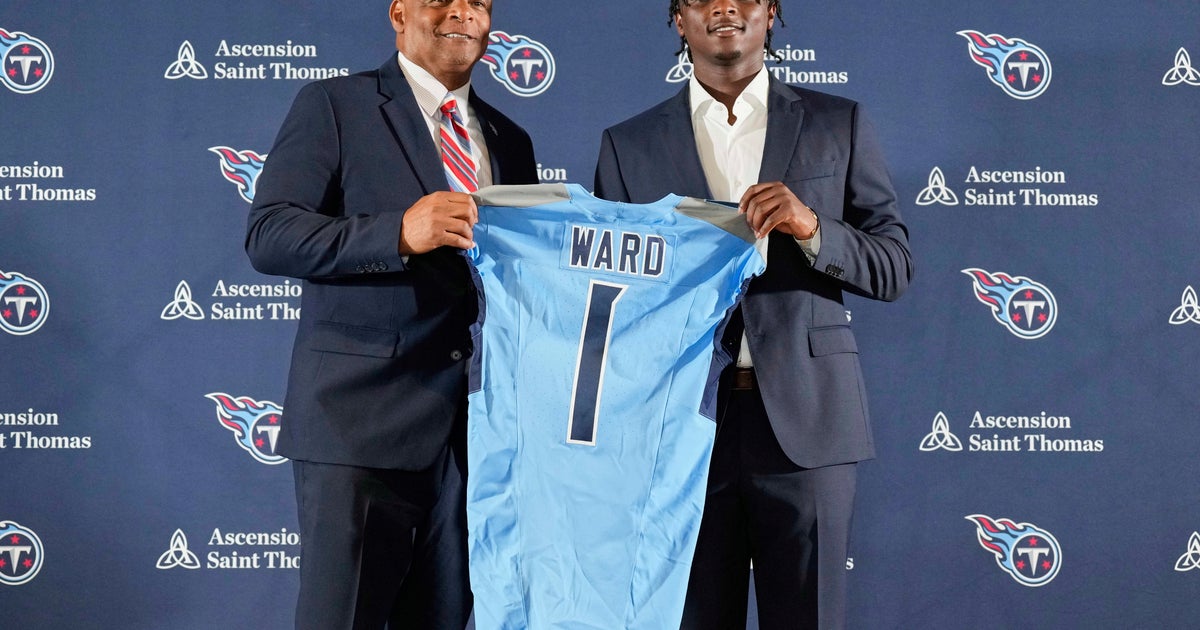 Cam Ward will wear No. 1 jersey with Tennessee Titans with the blessing of Hall of Famer Warren Moon Cam Ward will wear No. 1 jersey with Tennessee Titans with the blessing of Hall of Famer Warren Moon