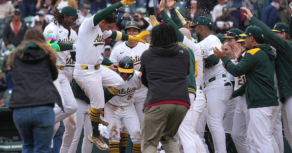Luis Urias hits 2-run HR in 10th inning to help Athletics beat White Sox 3-2