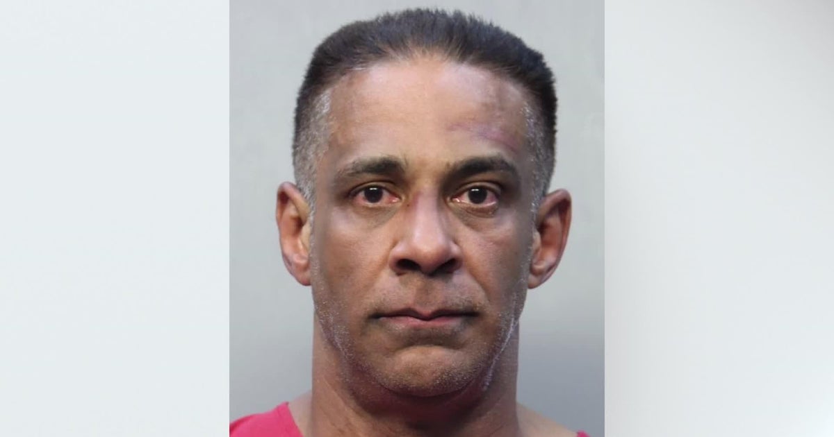 Veteran Miami-Dade Sheriff’s lieutenant charged with battery, false imprisonment Veteran Miami-Dade Sheriff’s lieutenant charged with battery, false imprisonment