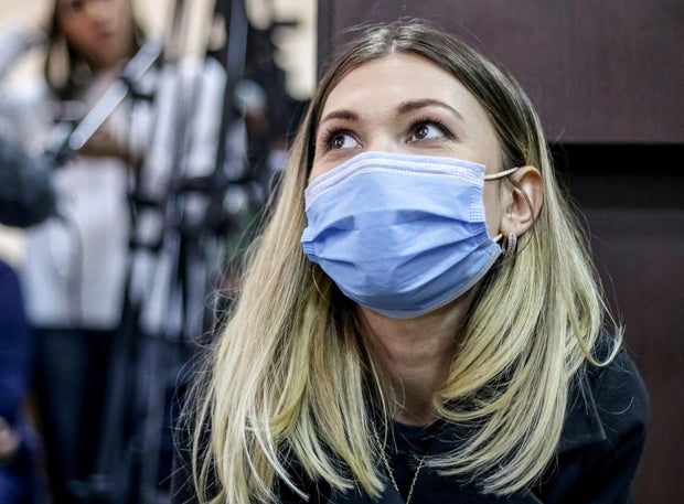 File photo: Ukrainian journalist Roshchyna attends a judicial hearing in Kyiv