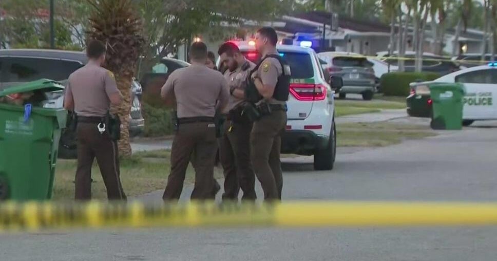 3 men stabbed overnight in Westchester, sheriff’s office says