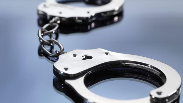 handcuffs.jpg 