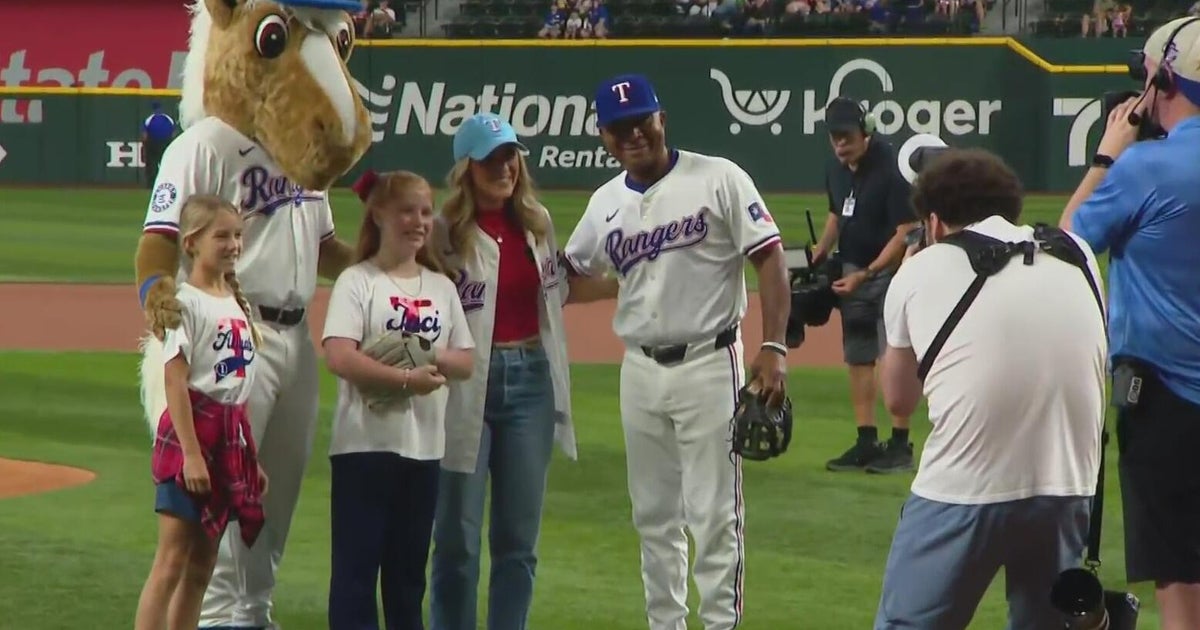 Rangers Weather Day delights kids with science experiments before game against A's