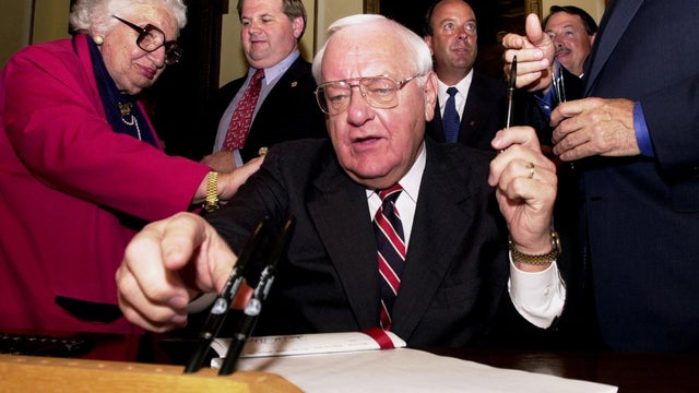 US-NEWS-ILL-DEMOCRATS-GASTAX-2-TB 