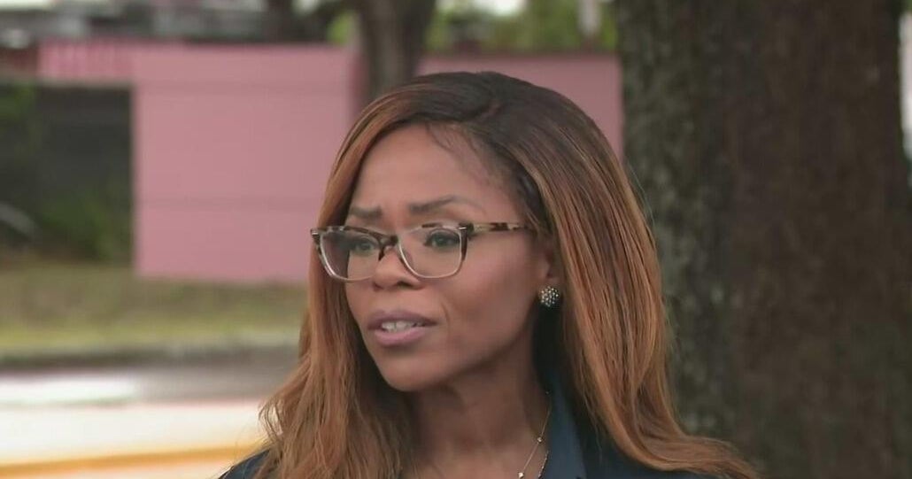 South Florida Reps. Cherfilus-McCormick, Wilson tour ICE facility where Haitian woman died