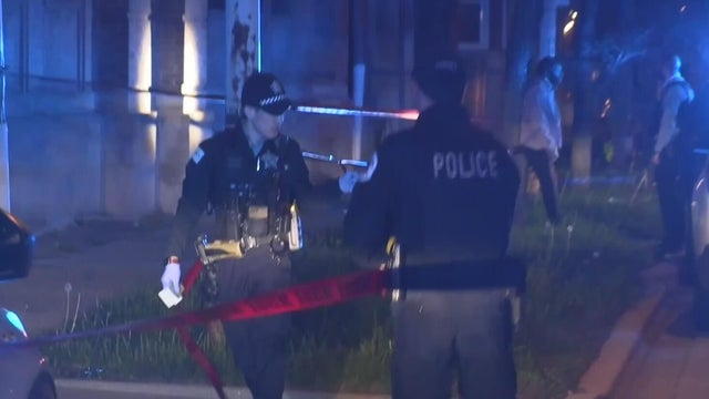 Teen shot in Englewood 