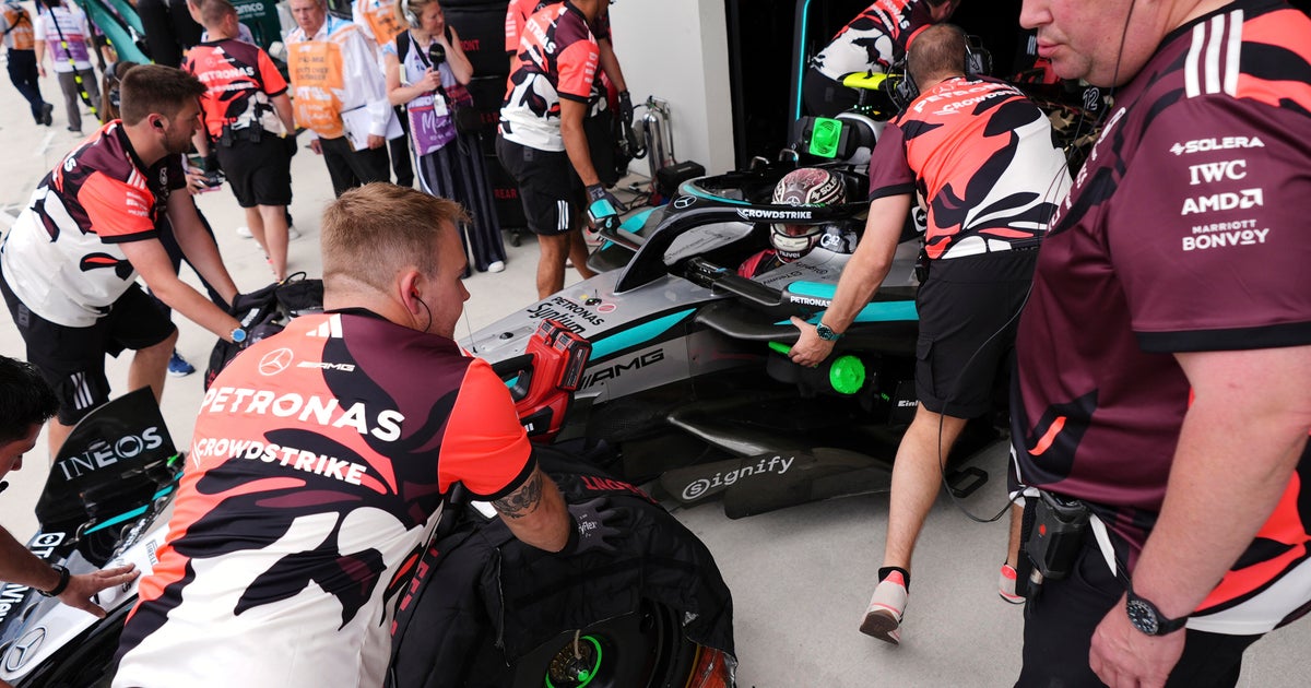 Antonelli becomes youngest pole winner in Formula 1 history by taking top stop for Miami Grand Prix sprint race Antonelli becomes youngest pole winner in Formula 1 history by taking top stop for Miami Grand Prix sprint race