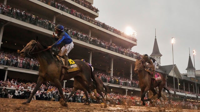 APTOPIX Kentucky Derby Horse Racing 