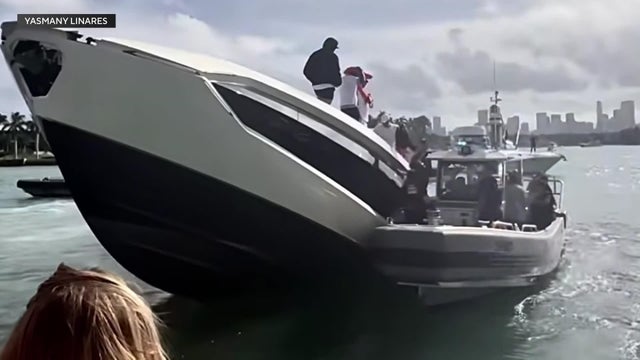 1700-steve-miami-beach-boat-sinks-pkg-5-5-2025.jpg 