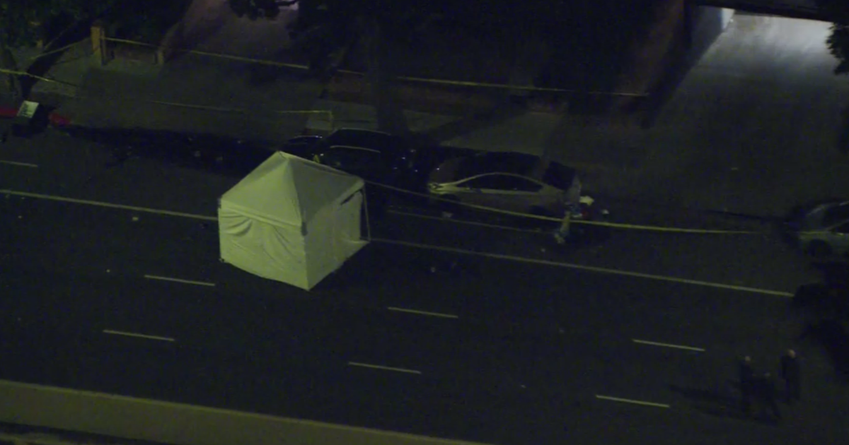 One dead following crash between car and motorcycle in Venice