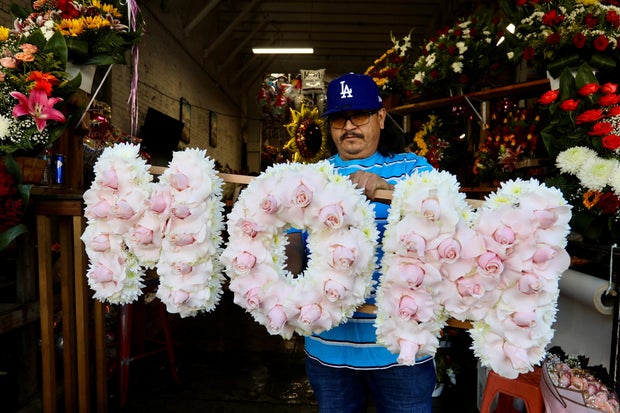U.S.-LOS ANGELES-MOTHER'S DAY-FLOWERS