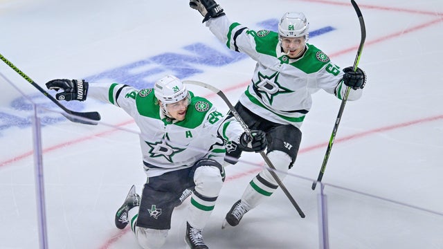 NHL: MAY 01 Stanley Cup Playoffs First Round Stars at Avalanche 