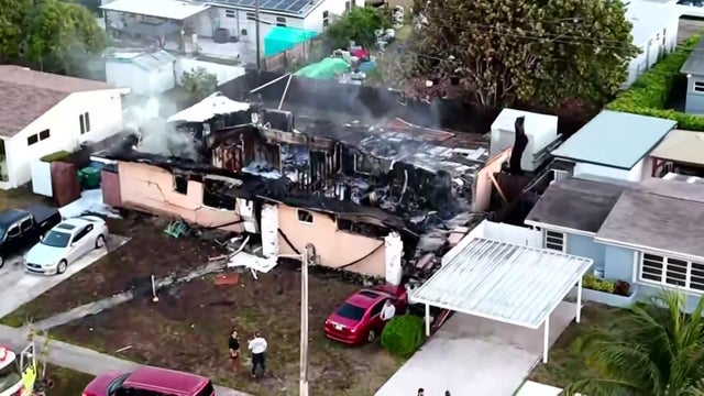 22-p-miami-gardens-fire-wforbhk7.jpg 