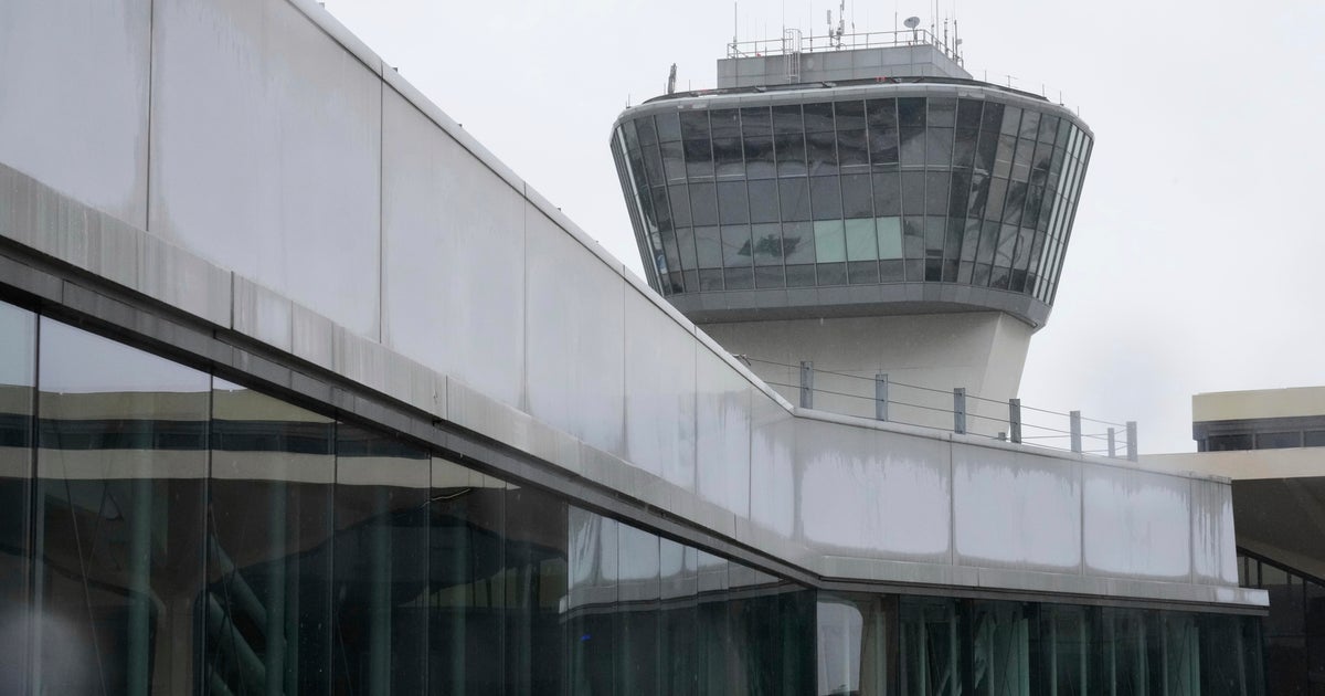 Newark air traffic control suffers another outage overnight, FAA says