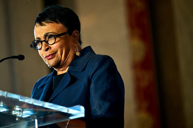 Carla Hayden 