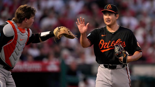 Orioles Angels Baseball 