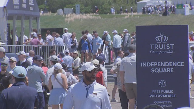 Golf fans enjoy perfect day at Philadelphia Cricket Club for day 3 of Truist Championship 