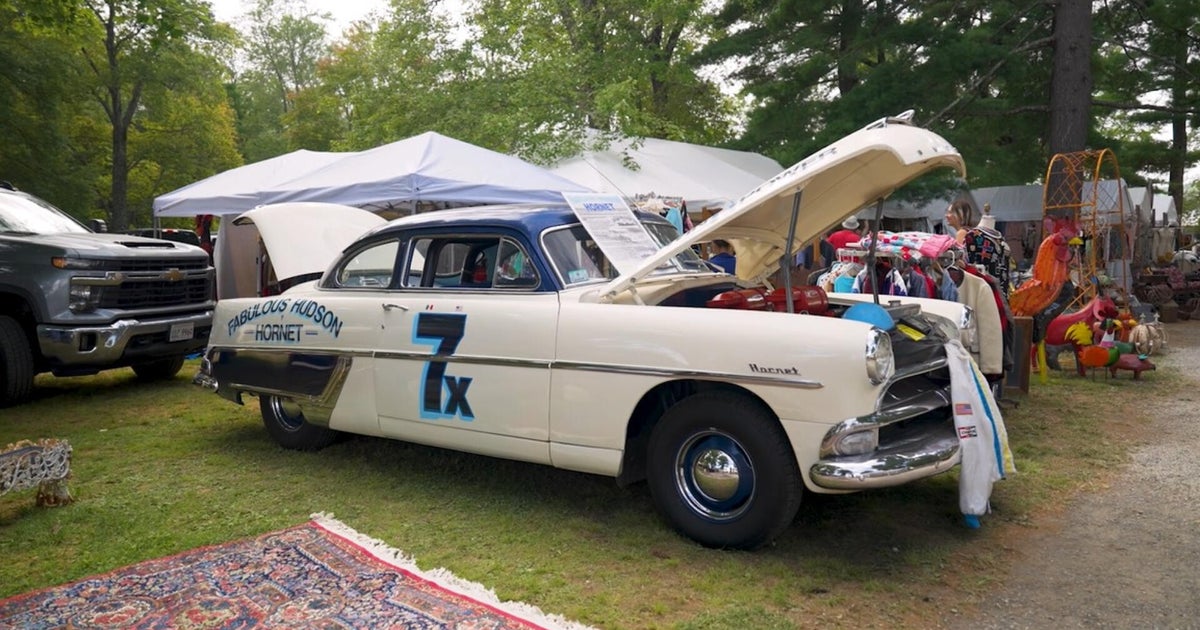 cbsnews.com - Brimfield Antique Flea Market home to all kinds of treasures