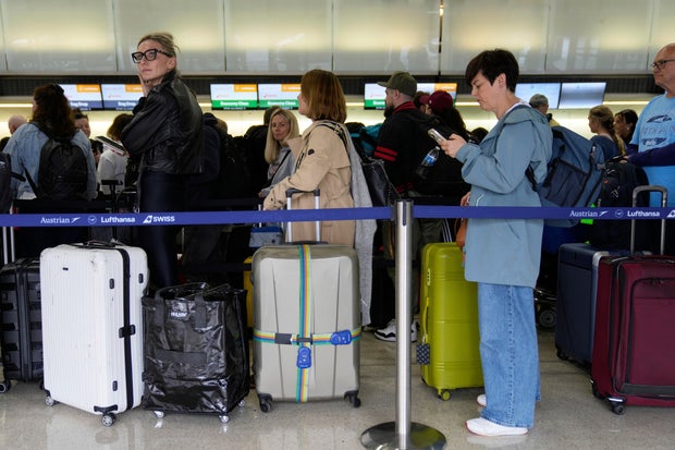 Newark Airport Flight Delays 