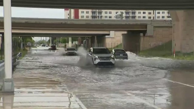 flooded-street.jpg 