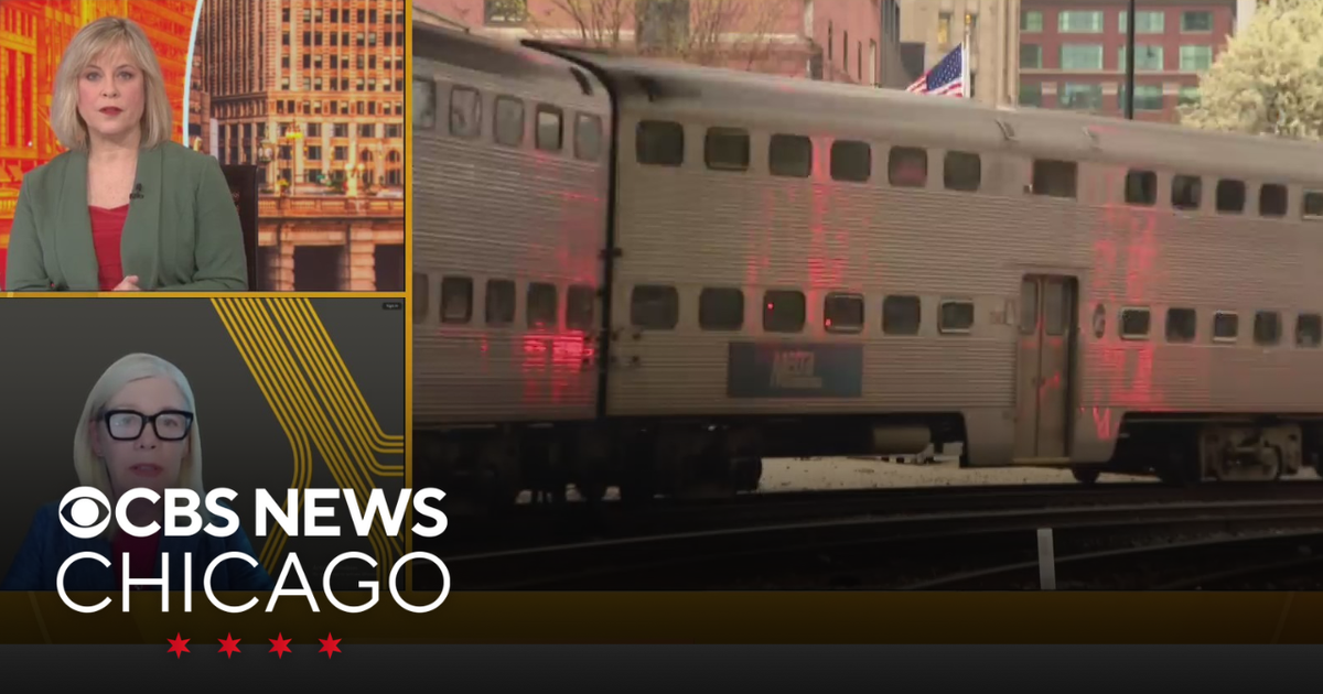 Fiscal cliff looms for public transit - CBS Chicago