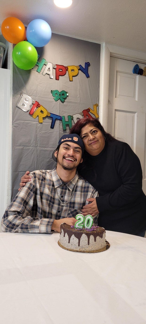 greg-with-mom.jpg 