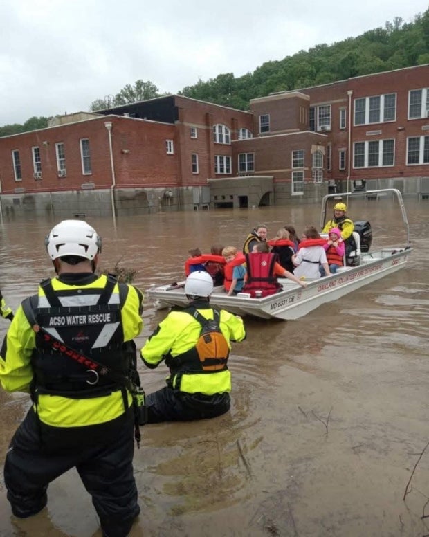 flood3.jpg 