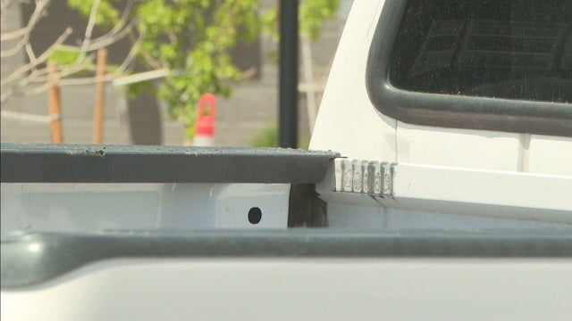 white-pickup-truck-cbs-colorado.jpg 