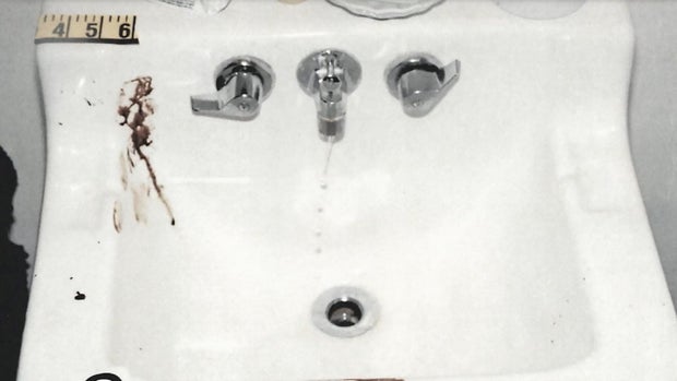 Bloody, bare footprints at Minneapolis murder scene lead to decadeslong search for answers Jeanie Childs' crime scene