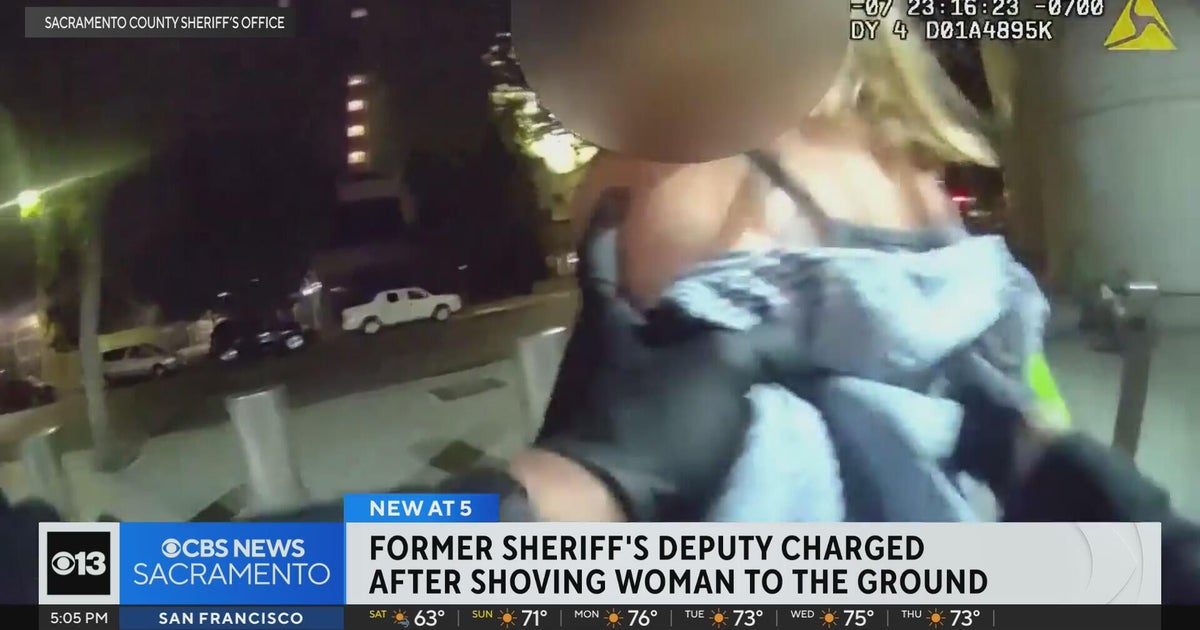 Former Sacramento sheriffs deputy charged for shoving woman to the ground
