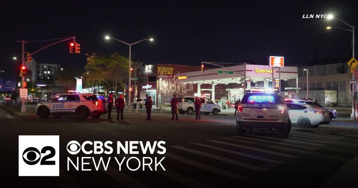 Separate shootings in Queens and Brooklyn leave 1 dead, 4 injured - CBS ...