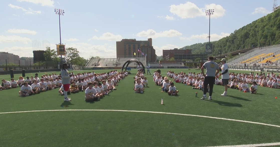 Hundreds of Pittsburgh-area kids take part in Cam Heyward's youth football camp