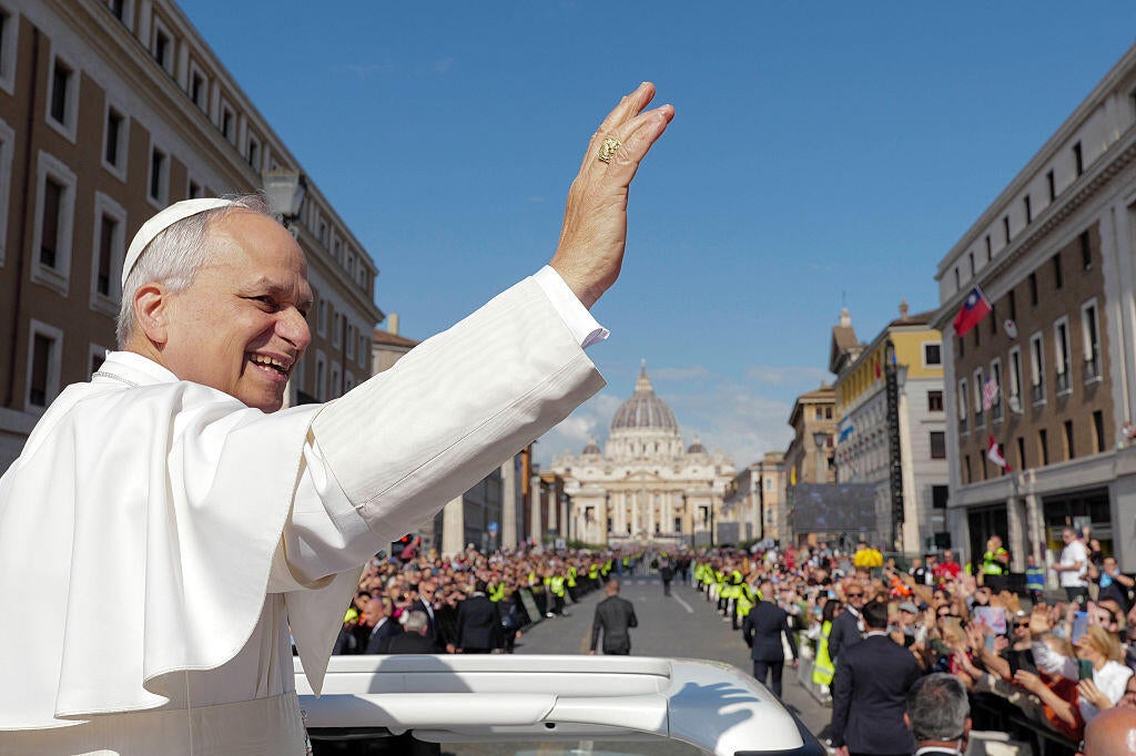 Pope Leo XIV calls for unity in inaugural Mass at the Vatican - CBS News
