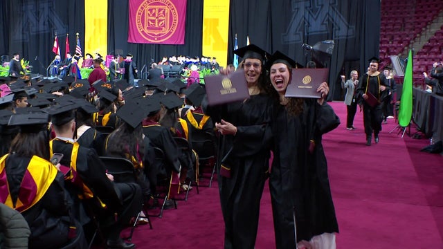 6p-vo-mother-daughter-mba-wcco7u0y-1.jpg 