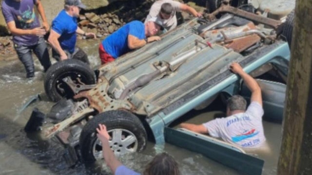 gloucester-water-crash-rescue-11p-sun-pkg-transfer-frame-1541.jpg 