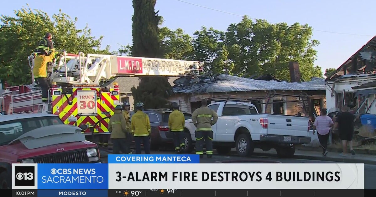 4 buldings destroyed by fire in Manteca