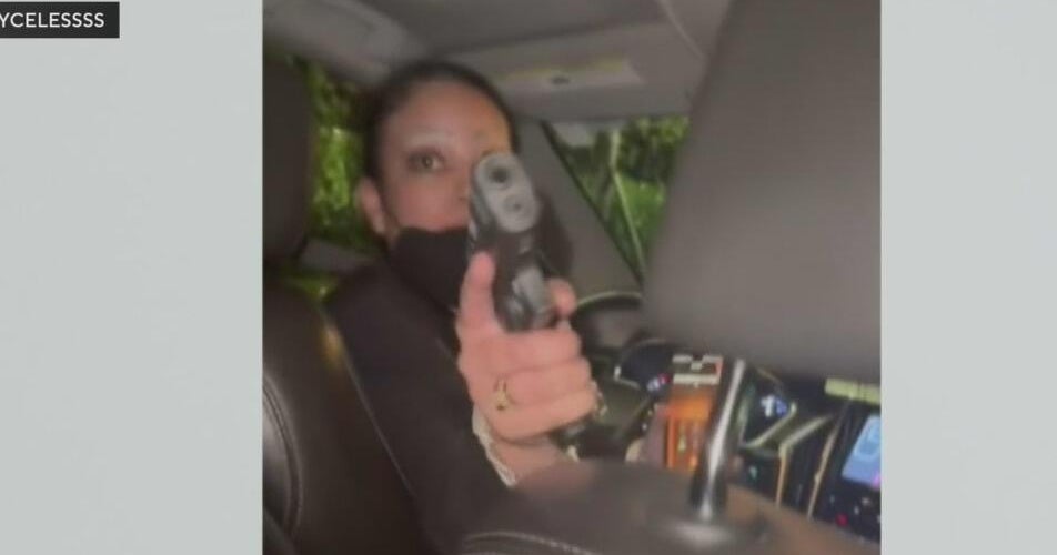 South Florida Uber driver faces charges after pointing gun at passenger ...