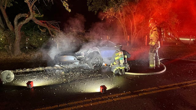 Tesla crash fire elk grove sheldon road 