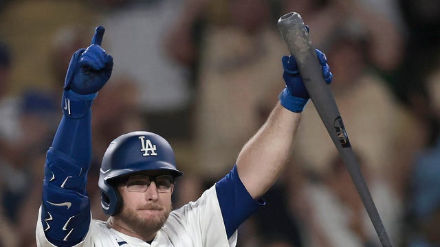 Arizona Diamondbacks v Los Angeles Dodgers 