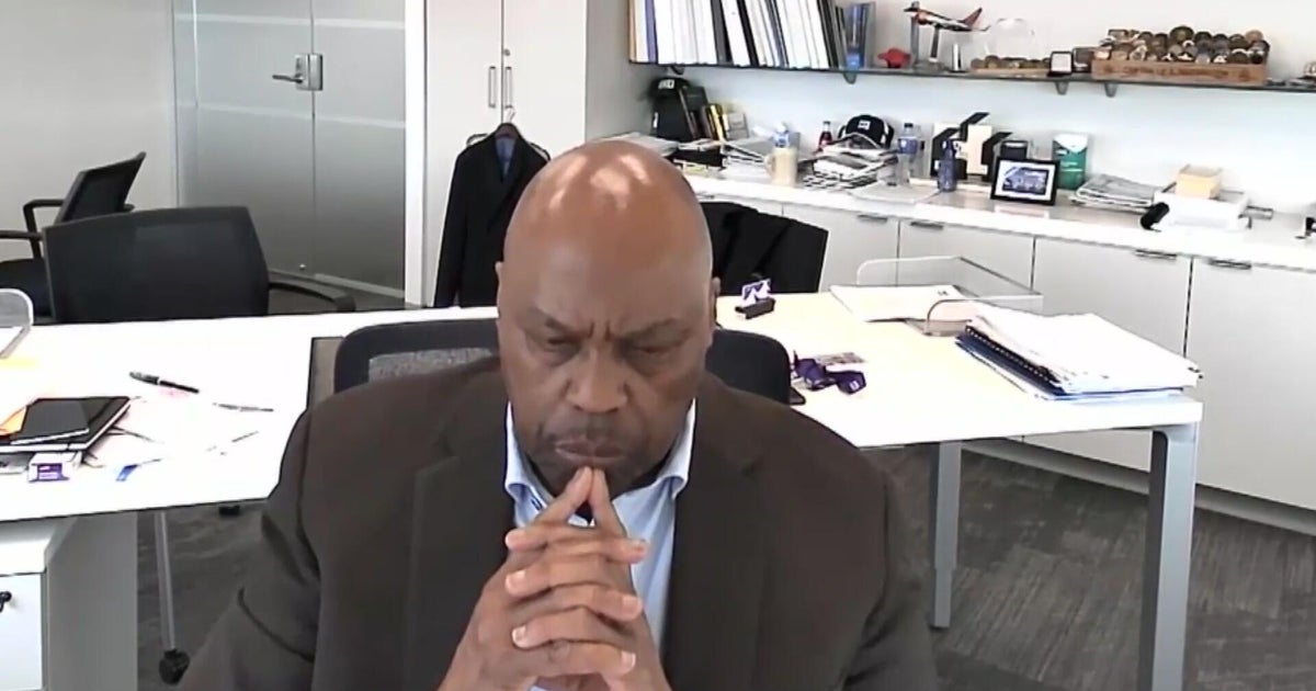 Employees question Denver International Airport CEO about $19,000 business class flights