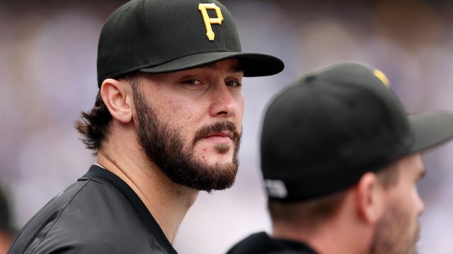 Pittsburgh Pirates v Los Angeles Dodgers 