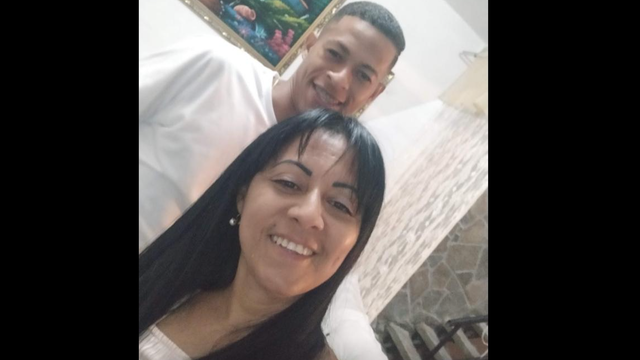 carlos-canizalez-arteaga-and-mother-jetzy-arteaga.jpg 