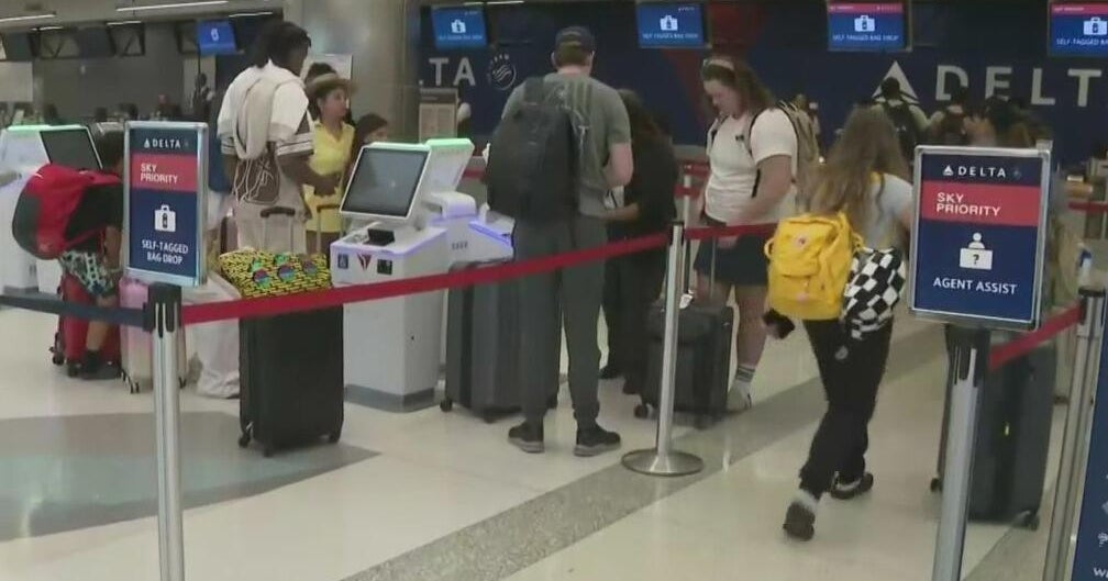 Busy Memorial Day travel weekend kicks off at Fort Lauderdale-Hollywood International Airport Busy Memorial Day travel weekend kicks off at Fort Lauderdale-Hollywood International Airport