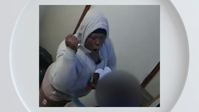 knife-wielding-woman.jpg 