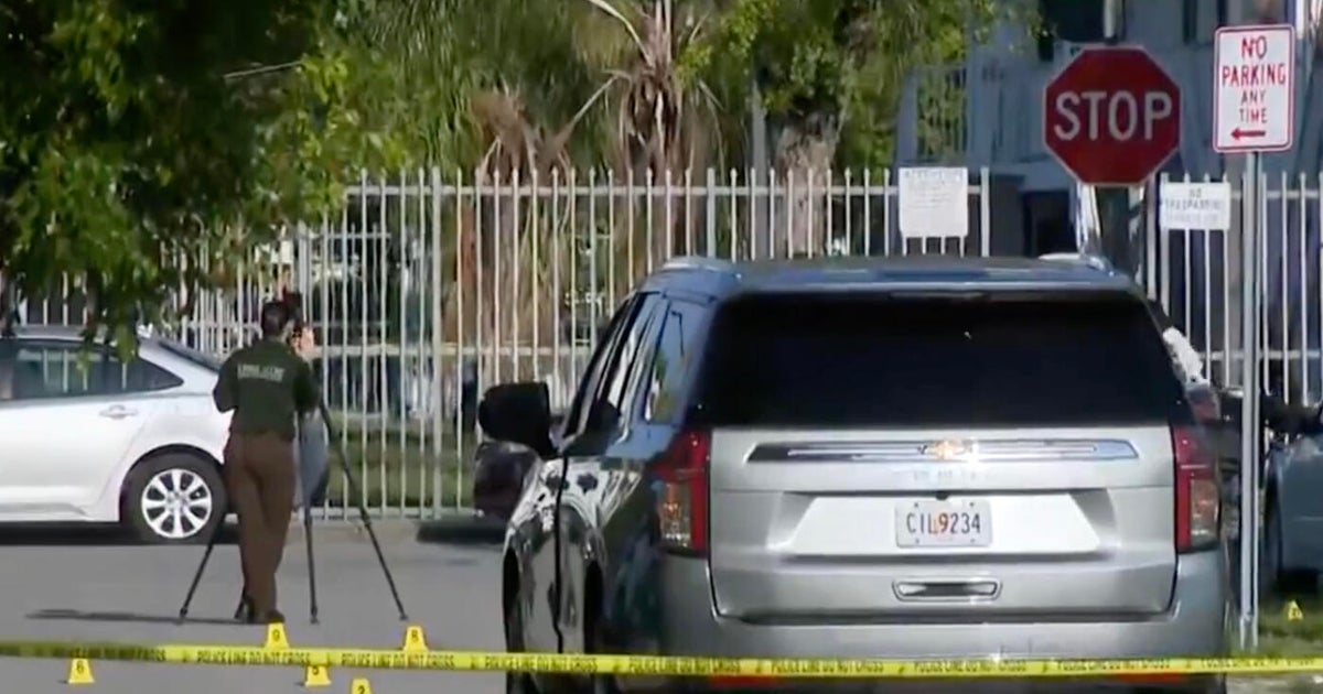 Man killed in late-night shooting in Miami’s Gladeview neighborhood, Miami-Dade deputies say