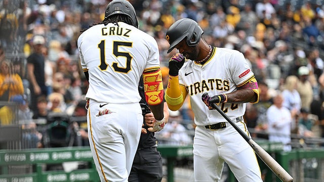 Milwaukee Brewers v Pittsburgh Pirates 