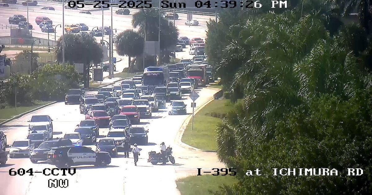 Crash with injuries shuts down MacArthur Causeway eastbound lanes for nearly two hours