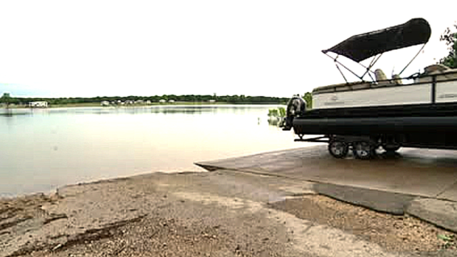 lake.png 